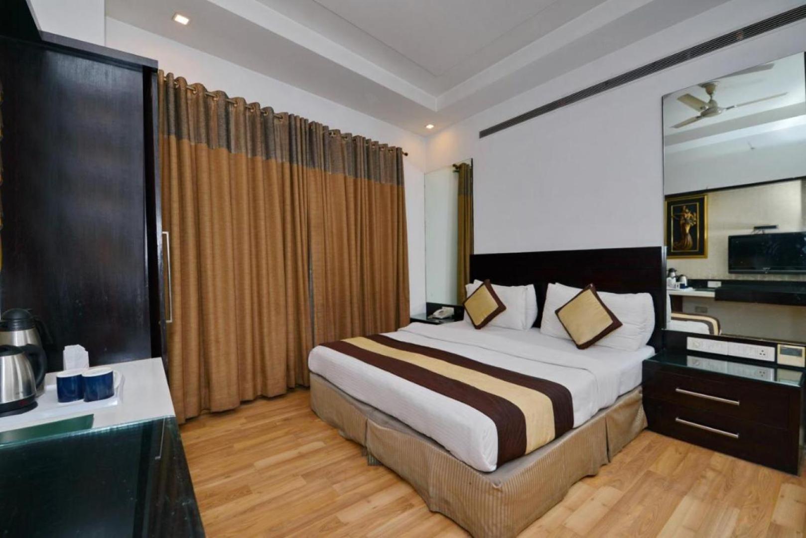 Dream - Le Cashew - Paharganj New Delhi